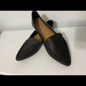 Madden Girl Black Pointed Toe Flat Shoes